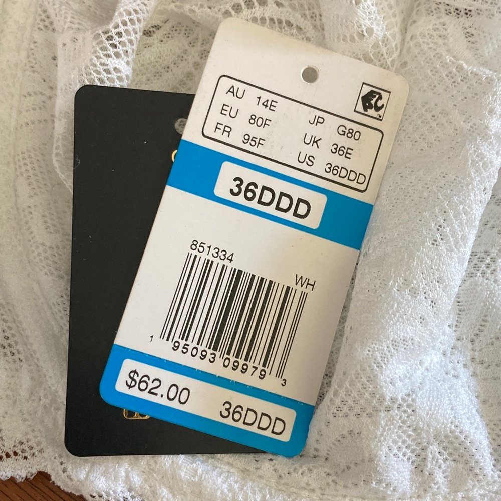 NWT Wacoal Convertible White Lace Bra 36DDD